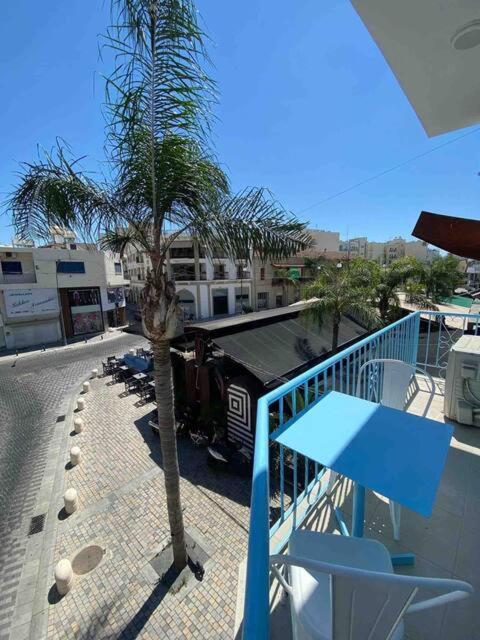 2 Bedroom Apt In Ermou 4 Minute Walk Beach Lárnaca Exterior foto